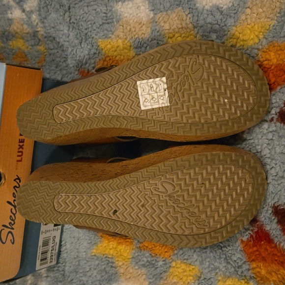 Sandals - Picture 3 of 5